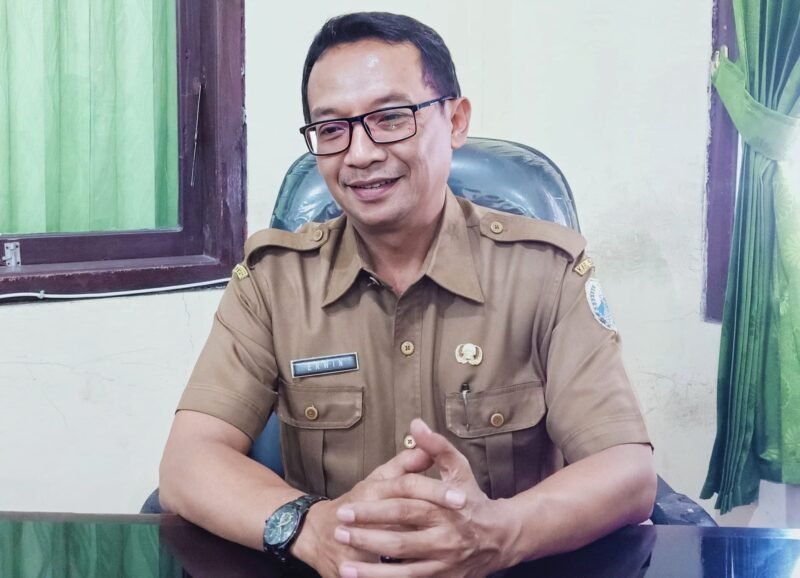 Kepala Bidang Jaminan Sosial (Jamsos) Dinas Sosial Pemberdayaan Perempuan dan Perlindungan Anak (Dinsos PPPA) Kabupaten Sampang, Erwin Elmi Syahrial. (DOK. KLIKMADURA)