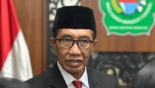 Bupati Pamekasan Dr. KH. Kholilurrahman. (DOK. KLIKMADURA)