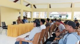 Suasana audiensi masyarakat Pulau Sapudi terkait rencana replacement pelabuhan. (ISTIMEWA)