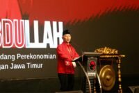 MH. Said Abdullah saat menyampaikan pidato politik usai terpilih sebagai Ketua DPD PDI Perjuangan Jatim secara aklamasi. (ISTIMEWA)