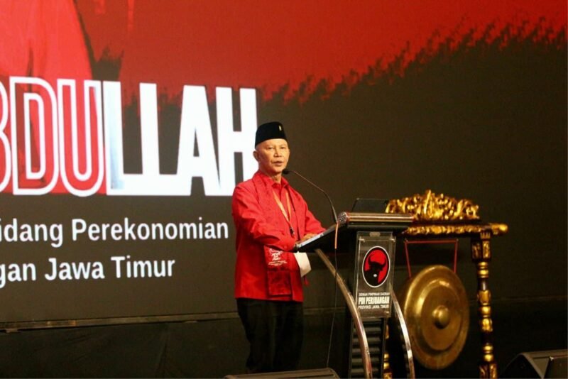 MH. Said Abdullah saat menyampaikan pidato politik usai terpilih sebagai Ketua DPD PDI Perjuangan Jatim secara aklamasi. (ISTIMEWA)