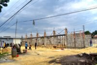 Proses pembangunan KDMP Desa Panempan, Kecamatan Kota, Kabupaten Pamekasan. (LAILIYATUN NURIYAH / KLIKMADURA)