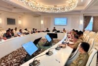 TAPD dan Badan Anggaran (Banggar) DPRD Pamekasan membahas
hasil evaluasi gubernur terhadap RAPBD 2026. (MOH. IQBALUL KHAVEI MZ / KLIKMADURA)