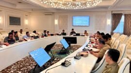 TAPD dan Badan Anggaran (Banggar) DPRD Pamekasan membahas
hasil evaluasi gubernur terhadap RAPBD 2026. (MOH. IQBALUL KHAVEI MZ / KLIKMADURA)