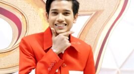Finalis Dangdut Academy 7 asal Pamekasan, Achmad Valen Akbar. 