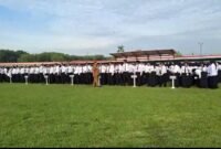 Ribuan tenaga honorer bersiap menerima petikan SK pengangkatan sebagai PPPK Paruh Waktu di GOR A. Yani Sumenep. (DOK. KLIKMADURA)