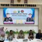 Kasatreskrim Polres Pamekasan, AKP Doni Setiawan Konferensi pers Polres Pamekasan kasus pencurian dengan kekerasan (BADRUS/KLIK MADURA).