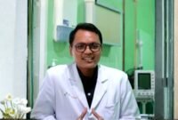 Dokter Spesialis Penyakit Dalam RSUD dr. H. Slamet Martodirdjo Pamekasan, dr. Alfan Fathoni, SpPD. (DOK. KLIKMADURA)