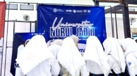 Ratusan pelajar menyerbu stand Universitas Nurul Jadid (Unuja) pada kegiatan edufair di Graha Adi Poday Sumenep. (DOK. KLIKMADURA)