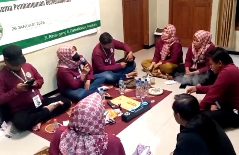 Ketua IWO PD Pamekasan, Henny saat memimpin rakerda di Batu, Malang. (DOK. KLIKMADURA)