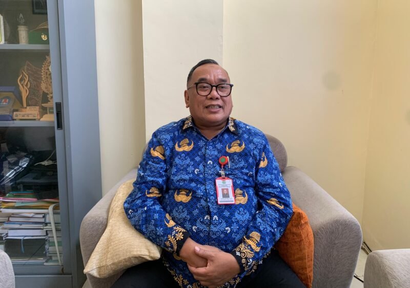 Kepala Diskop UKM dan Naker Pamekasan, Ahmad Sjaifudin. (DOK. KLIKMADURA)