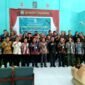 Tiga Kepala SMAN Pamekasan berfoto bersama Kacabdindik Jatim Wilayah Pamekasan dan undangan lainnya (MKKS SMA FOR KLIK MADURA)