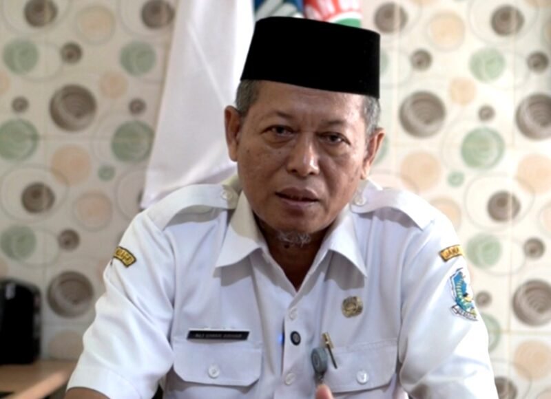 Kepala SMAN 1 Pamekasan, Ali Umar Arhab. (DOK. KLIKMADURA)