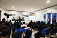 Asisten Administrasi Umum Sekretaris Daerah Kabupaten Pamekasan, Akhmad Zaini mewakili Bupati Pamekasan Dr. KH. Kholilurrahman menyampaikan sambutan. (KLIKMADURA)