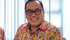 Kepala Diskop UKM dan Naker Pamekasan, Achmad Sjaifudin. (DOK. KLIKMADURA)