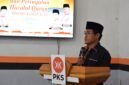 Ketua DPD PKS Pamekasan, Mohammad Alim saat menyampaikan sambutan pada kegiatan Khotmil Quran. (LAILIYATUN NURIYAH / KLIKMADURA)