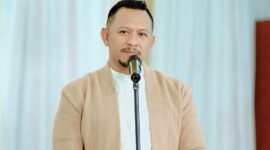 Founder Bani Insan Peduli (BIP), Ali Zainal Abidin saat menyampaikan sambutan. (DOK. KLIKMADURA)