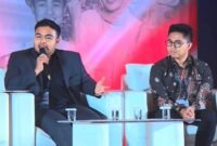 Koordinator PPI Dunia 2025–2026, Andika Ibrahim Nasution (pegang mik) saat mengisi salah satu acara. (ISTIMEWA)