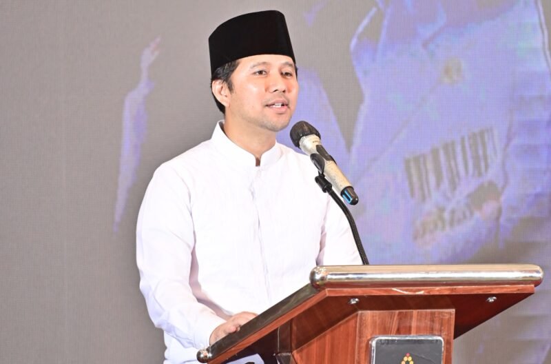Wakil Gubernur Jawa Timur, Emil Elestianto Dardak saat menghadiri tadarus lingkungan yang digelar AJP di Ballroom Azana Style Hotel Pamekasan beberapa waktu lalu. (DOK. KLIKMADURA)