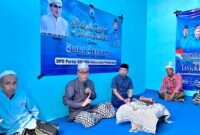 Pengurus DPD Partai Gelora Indonesia Pamekasan saat menggelar khotmul quran dan buka bersama pengurus. (ISTIMEWA)