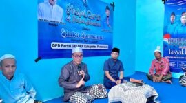 Pengurus DPD Partai Gelora Indonesia Pamekasan saat menggelar khotmul quran dan buka bersama pengurus. (ISTIMEWA)