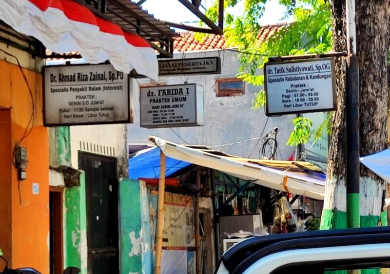 Tempat praktik dokter Tatik Sulistyowati di Jalan Trunojoyo, Pamekasan. (DOK. KLIKMADURA)