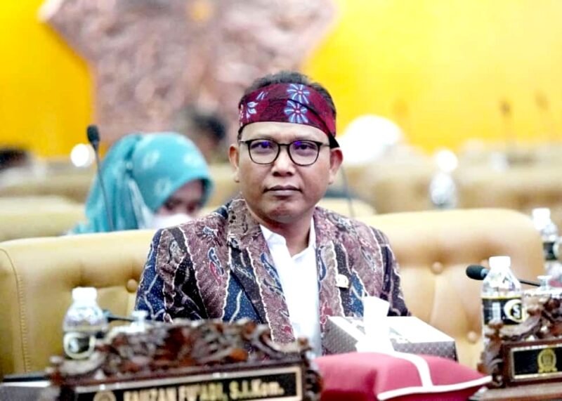 Kader militan PKB, KH. Aliyadi Mustofa. (DOK. KLIKMADURA)