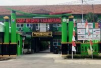 SMP Negeri 1 Sampang tampak dari depan. (ABDURRAHMAN WAHID / KLIKMADURA)