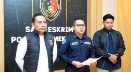 Kasihumas Polres Pamekasan, IPDA Yoni Evan Pratama saat menyampaikan keterangan pers. (HUMAS POLRES PAMEKASAN FOR KLIKMADURA)