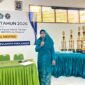 Kepala SMAN 4 Pamekasan, Dra. Hj. Faridah,. M.M.Pd saat menyampaikan pada pembukaan BTS Klik Madura. (MOH. IQBALUL KHAVEI MZ / KLIKMADURA)