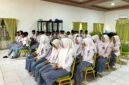 Siswa-siswi SMAN 5 Pamekasan terlibat antusias mengikuti BTS yang diselenggarakan Klik Madura. (MOH. IQBALUL KHAVEI MZ / KLIKMADURA)