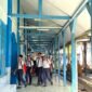 Siswa SMPN 1 Pamekasan hendak masuk ruang kelas. (LAILIYATUN NURIYAH / KLIKMADURA)