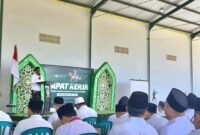 Ketua PCNU Sumenep KH. Md Widadi Rahim menyampaikan sambutan saat pembukaan Raker di Ponpes At-Taufiqiyah, Desa Aengbaja Raja, Kecamatan Bluto, Kabuoaten Sumenep. (PRENGKI WIRANANDA / KLIKMADURA)