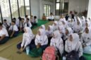 Siswa-siswi MTs Negeri Bangkalan antusias mengikuti kegiatan penguatan literasi. (NUR FITRIYA / KLIKMADURA)
