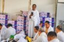 KH. Makmun saat memberikan khutbatul wukuf kepada para jemaah. (DOK. KLIKMADURA)