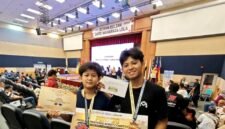 Tim robot Universitas Trunojoyo Madura (UTM) berpose usai berhasil merebut gelar juara dalam ajang Perak International Robotic Competition 2026 (PIRC’26).