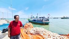 Ketua Asosiasi Nelayan Indonesia (ANI) Pamekasan, Muhammad Wardan saat ditemui di Pelabuhan Branta, Kecamatan Tlanakan, Pamekasan. (DOK. KLIKMADURA)