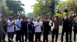 Civitas akademik FKIP UTM saat launching rangkaian dies natalis. (ISTIMEWA)
