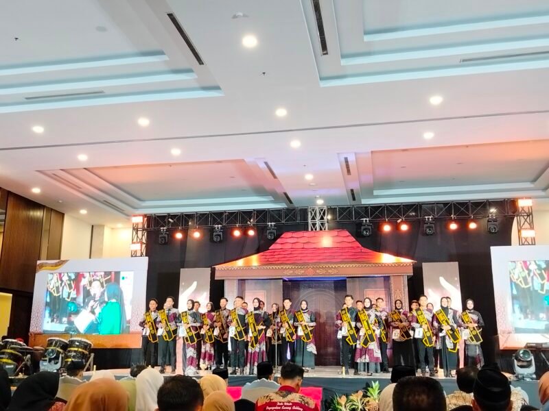 Kegiatan pemilihan kacong chebbing Pamekasan tahun 2024 lalu (LAILIYATUN NURIYAH/KLIK MADURA).