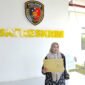 Ahli waris atas nama Siti Nurul Aini Siska usai mengadukan dugaan penyerobotan tanah ke Satreskrim Polre Pamekasa. (LAILIYATUN NURIYAH / KLIKMADURA) 