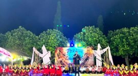 Kepala Disdikbud Pamekasan Basri Yulianto saat sambutan di SDN Kowel 3 Pamekasan (LAILIYATUN NURIYAH/KLIK MADURA).  