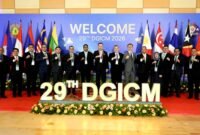 Para delegasi negara ASEAN foto bersama usai melaksanakan forum The 29th ASEAN Directors-General of Immigration Departments and Heads of Consular Affairs Divisions of the Ministries of Foreign Affairs (DGICM) di Kamboja. (ISTIMEWA)