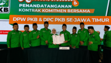 Para calon ketua DPC PKB Sumenep foto bersama usai penandatanganan kontrak komitmen bersama beberapa waktu lalu. (ISTIMEWA)