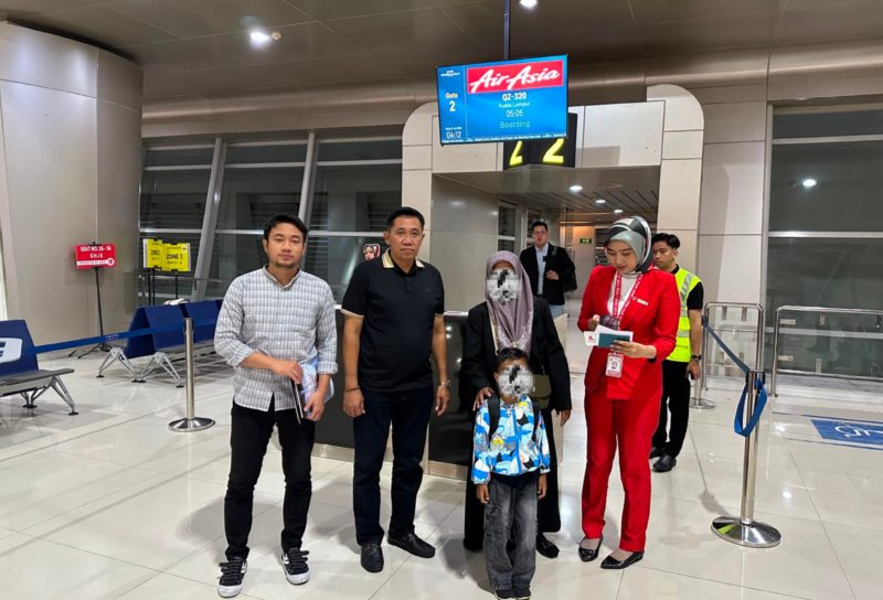 WNA asal Malaysia saat dideportasi. (KLIKMADURA)