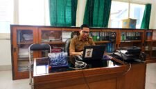 Analis Kebijakan Muda Bagian Perekonomian dan SDA Sekretariat Kabupaten Sampang, Abdi Barri. (DOK. KLIKMADURA)