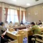 Komisi II DPRD Pamekasan saat rapat kordinasi dengan sejumlah OPD, menindaklanjuti keluhan nelayan masalah solar bersubsidi, Kamis (2/7/2026).