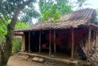 Salah satu RTLH di Kabupaten Sampang yang membutuhkan sentuhan pemerintah untuk perbaikan. (KLIKMADURA)