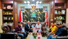 Pengurus Aliansi Jurnalis Pamekasan (AJP) saat silaturahmi dengan Rektor UIN Madura, Juma'at (10/7/2026).