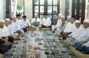 Para ulama BASSRA saat menyampaikan pernyataan sikap terkait LGBT. (KLIKMADURA)