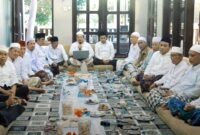 Para ulama BASSRA saat menyampaikan pernyataan sikap terkait LGBT. (KLIKMADURA)